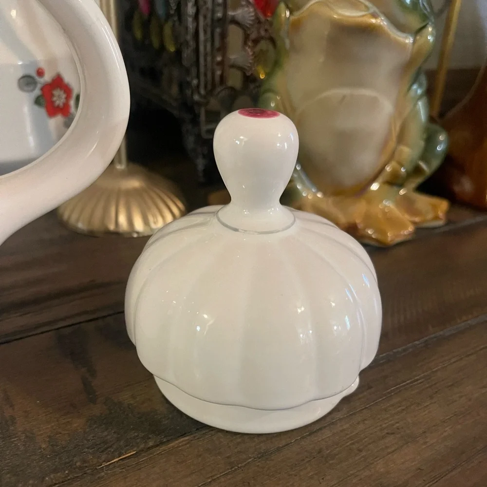 Vintage Sommerhuber Austria Hydrangea Teapot